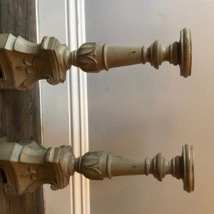 Set of 2 candlesticks holders